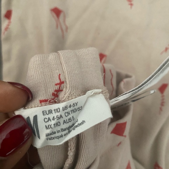 H&M sets size 4-5 - Picture 8 of 14